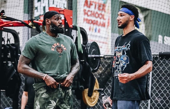 也映射到球 也映射到球