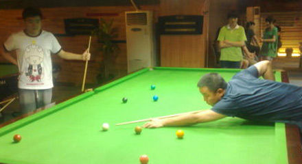 场比赛中暴 场比赛中暴