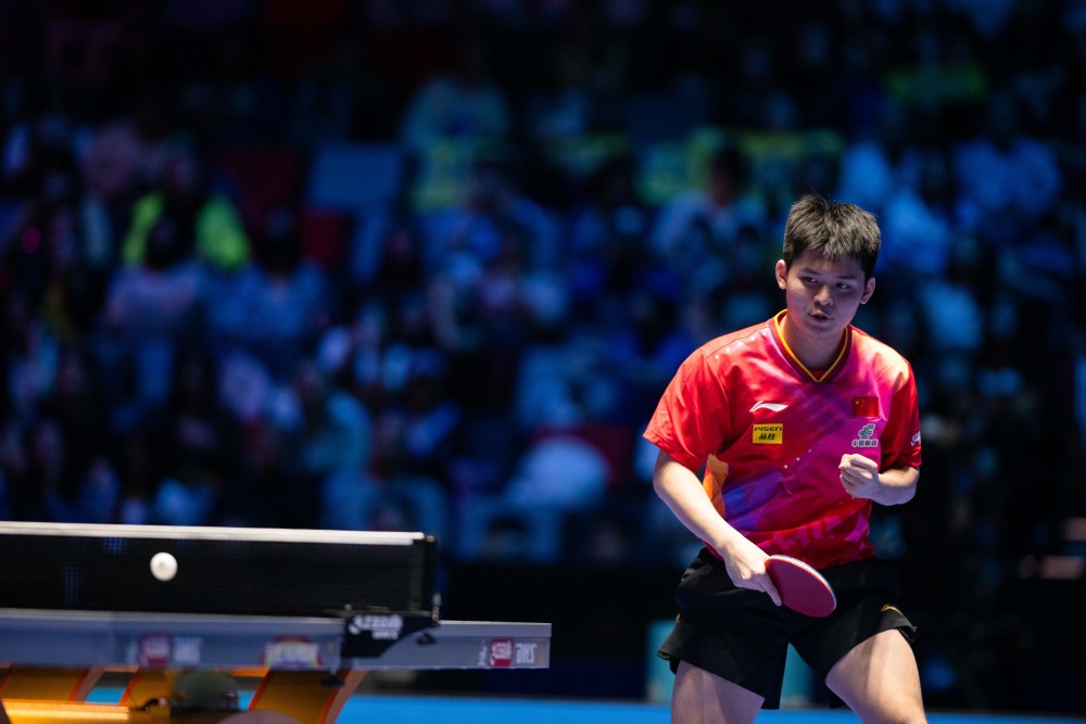 手再到朋友 手再到朋友